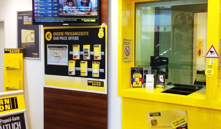 Western Union banking digital signage powered by BrightSign